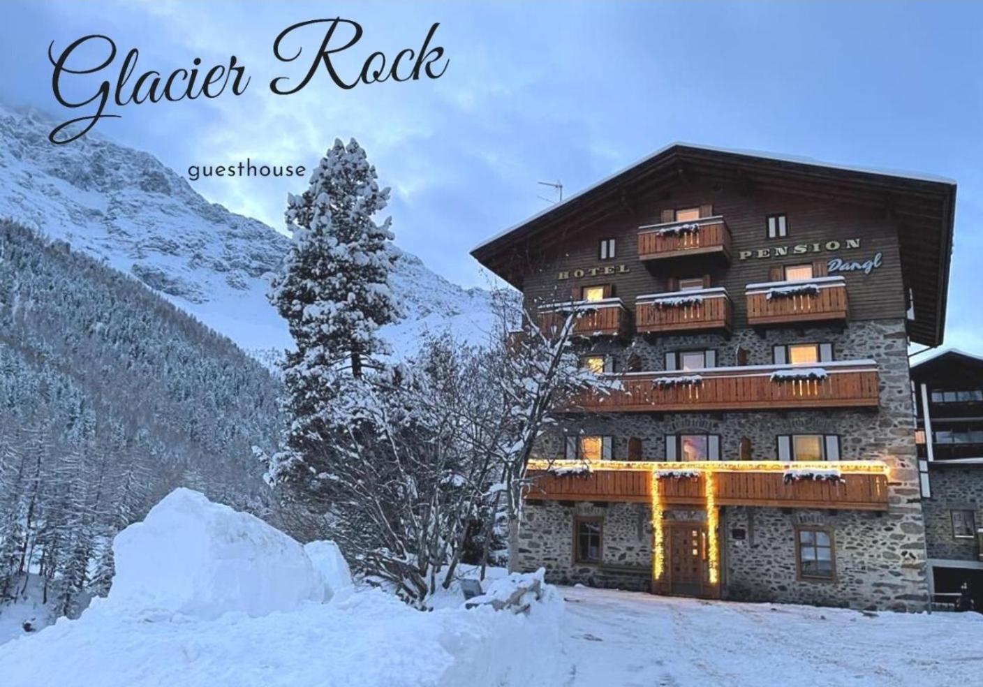 Glacier Rock Guesthouse Solda Exterior photo